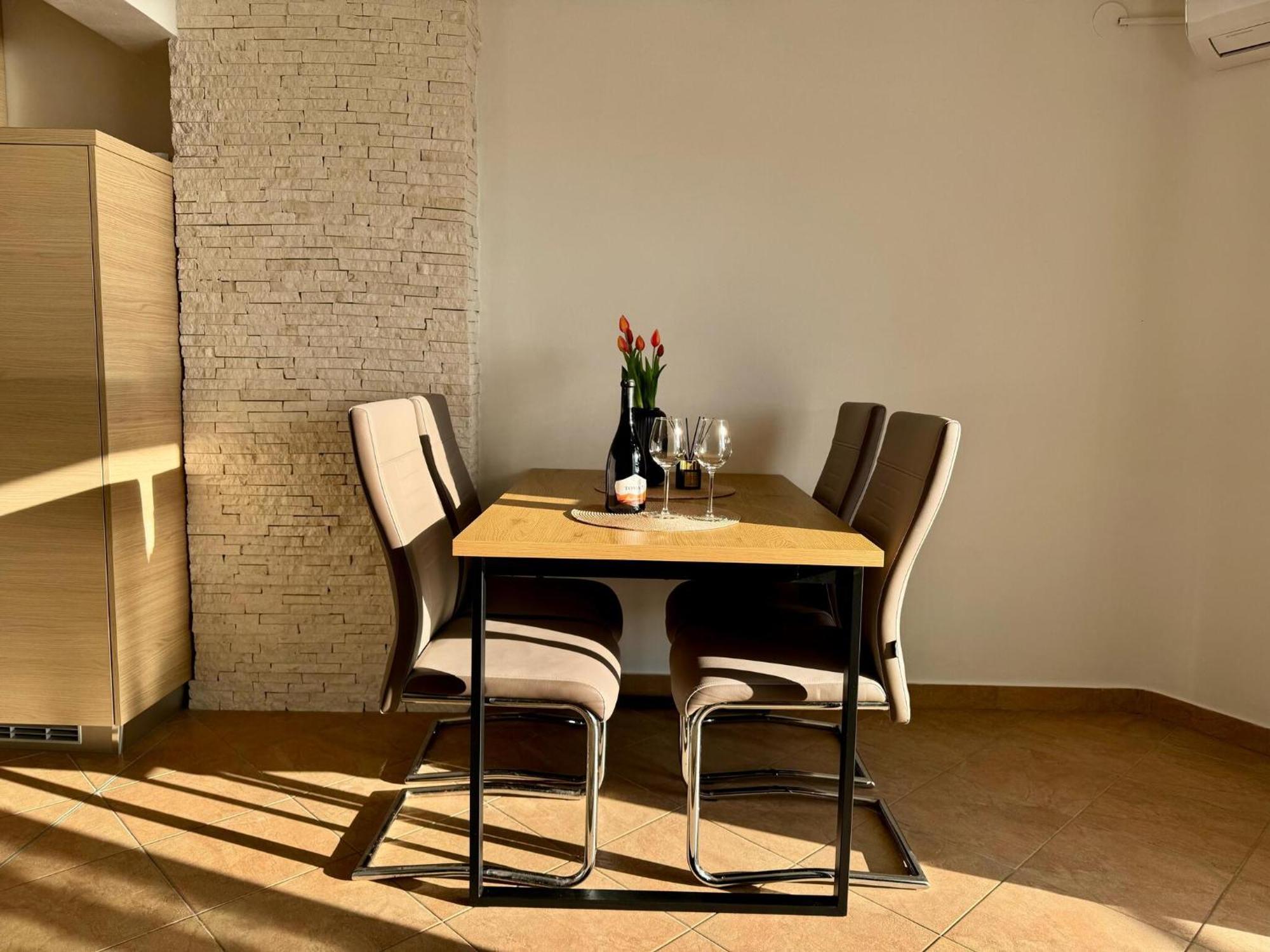 Apartments Franko 포블랴나 외부 사진